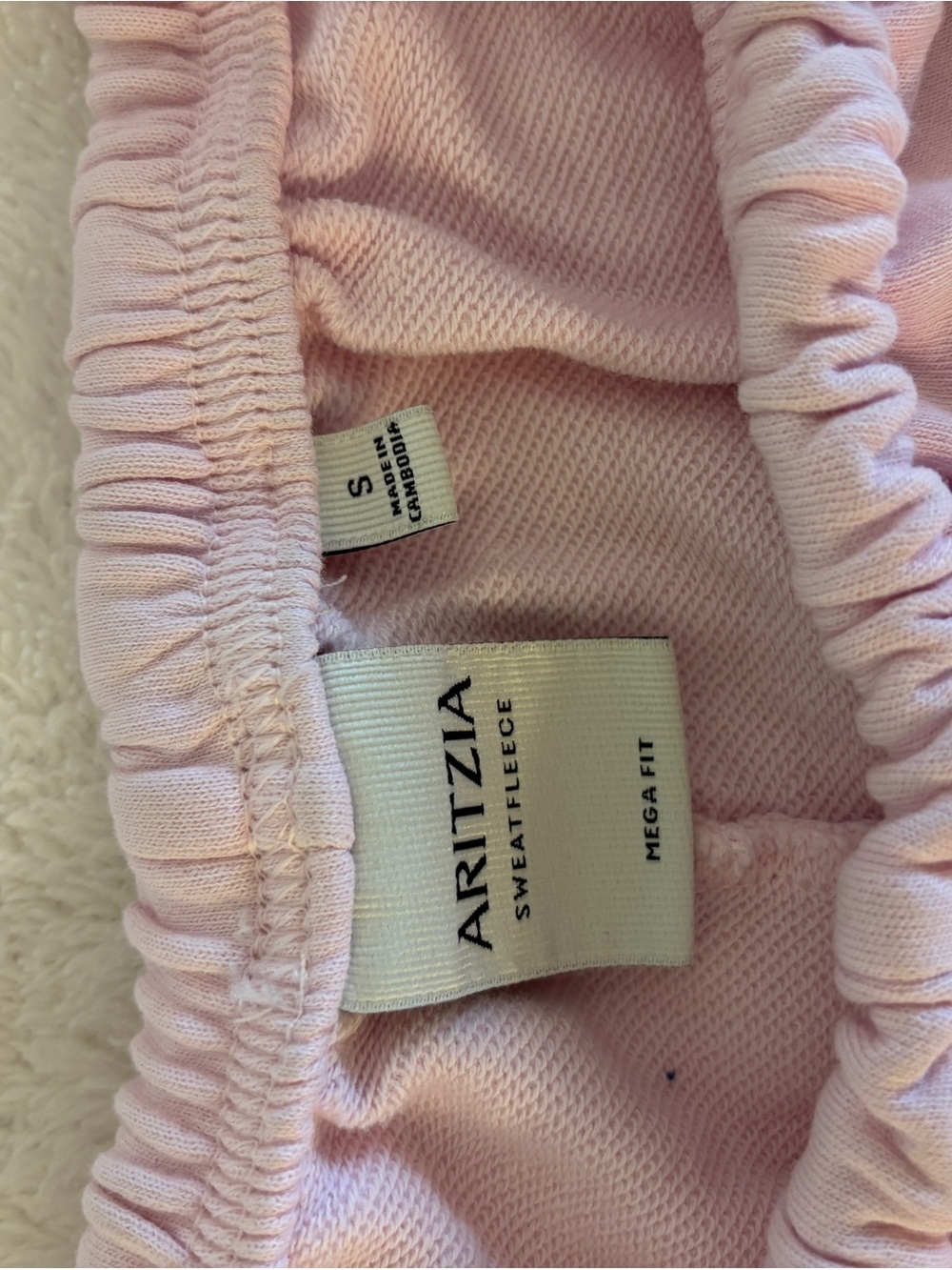 Aritzia Terry Sweatfleece Mega Flutter™ Micro Short - Picture 4 of 4
